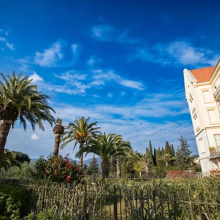 Tropez, Résidence De Prestige